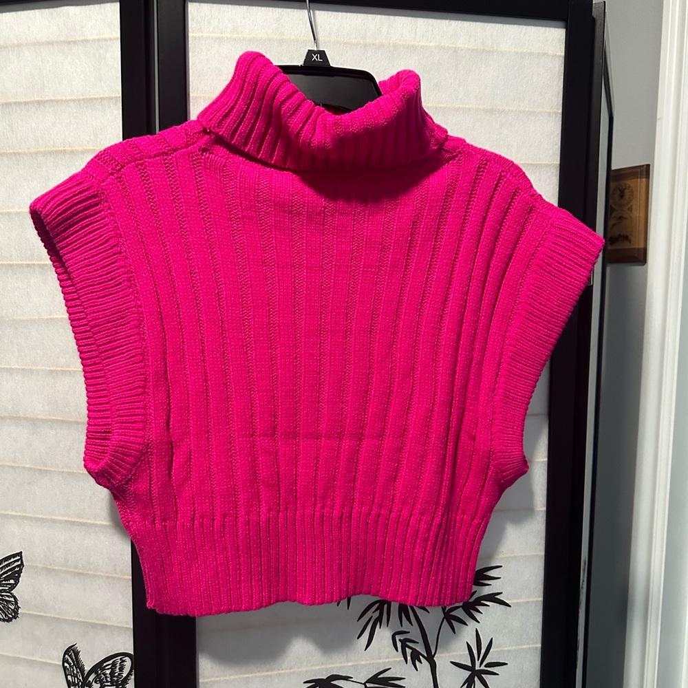 Turtleneck short sleeve sweater